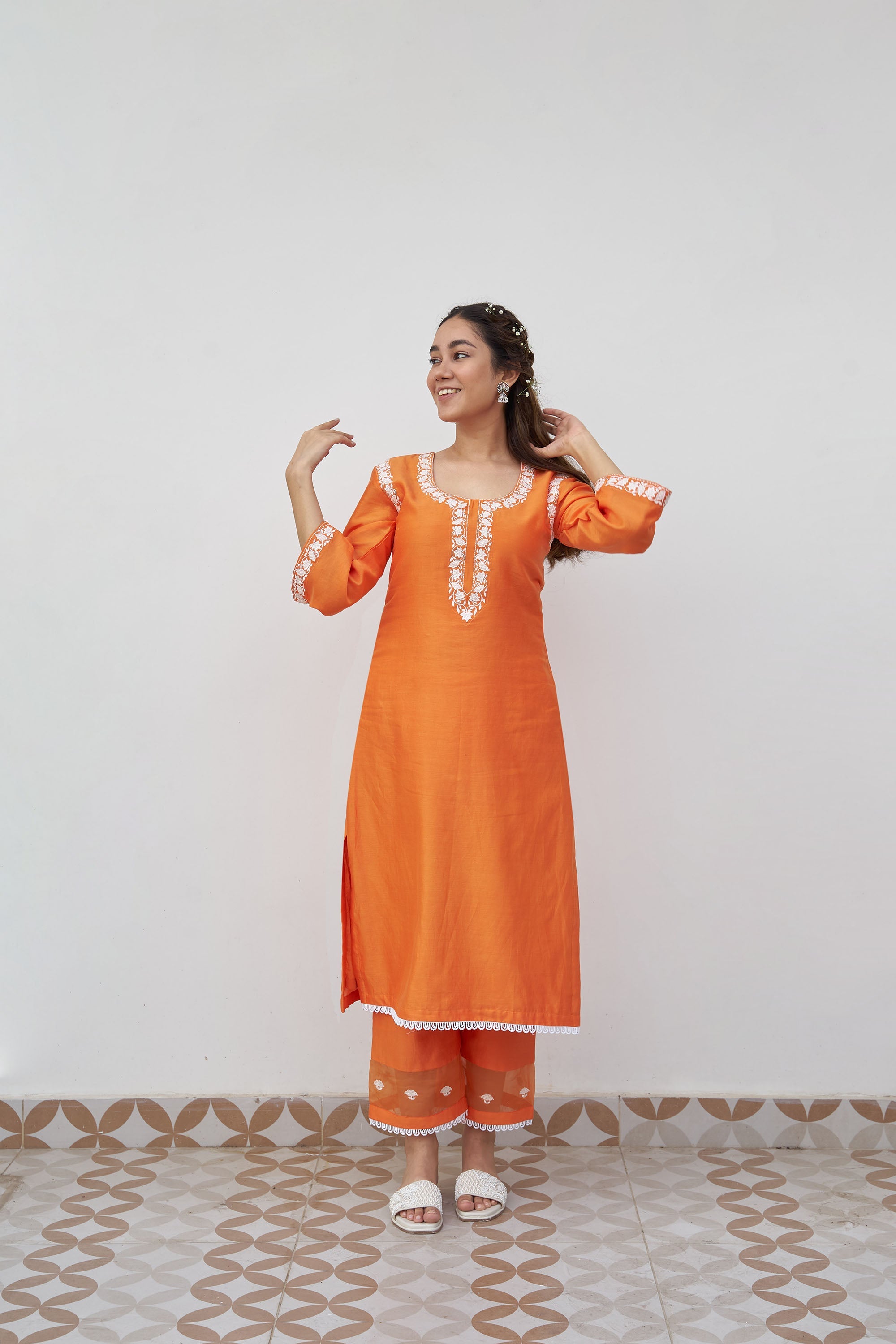Sukhneet Wadhwa in Orange Silk Chanderi Embroidered Kurta Set With Silk Organza Dupatta