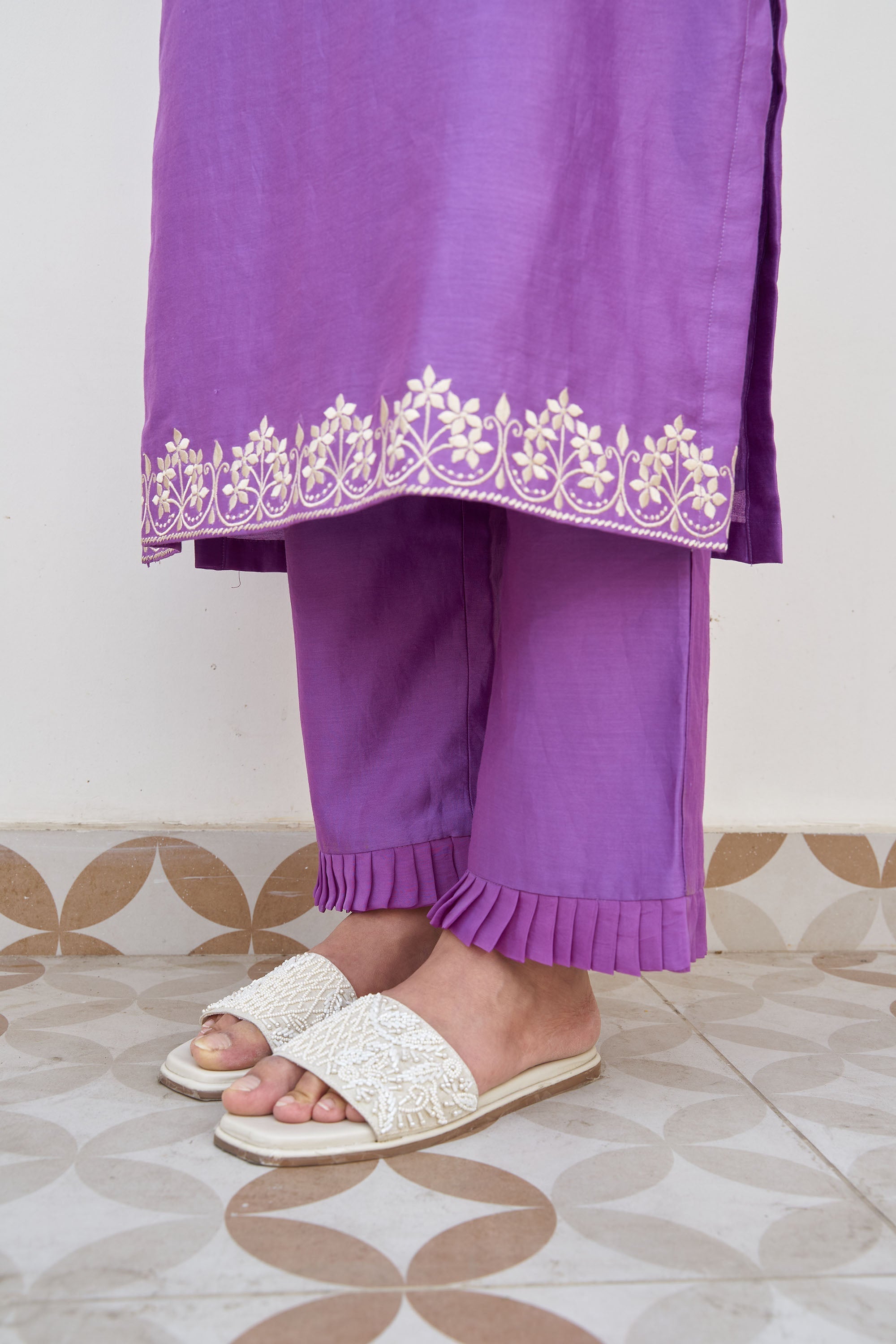 Priya Bapat in Violet Silk Chanderi Embroidered Kurta Set With Silk Organza Dupatta