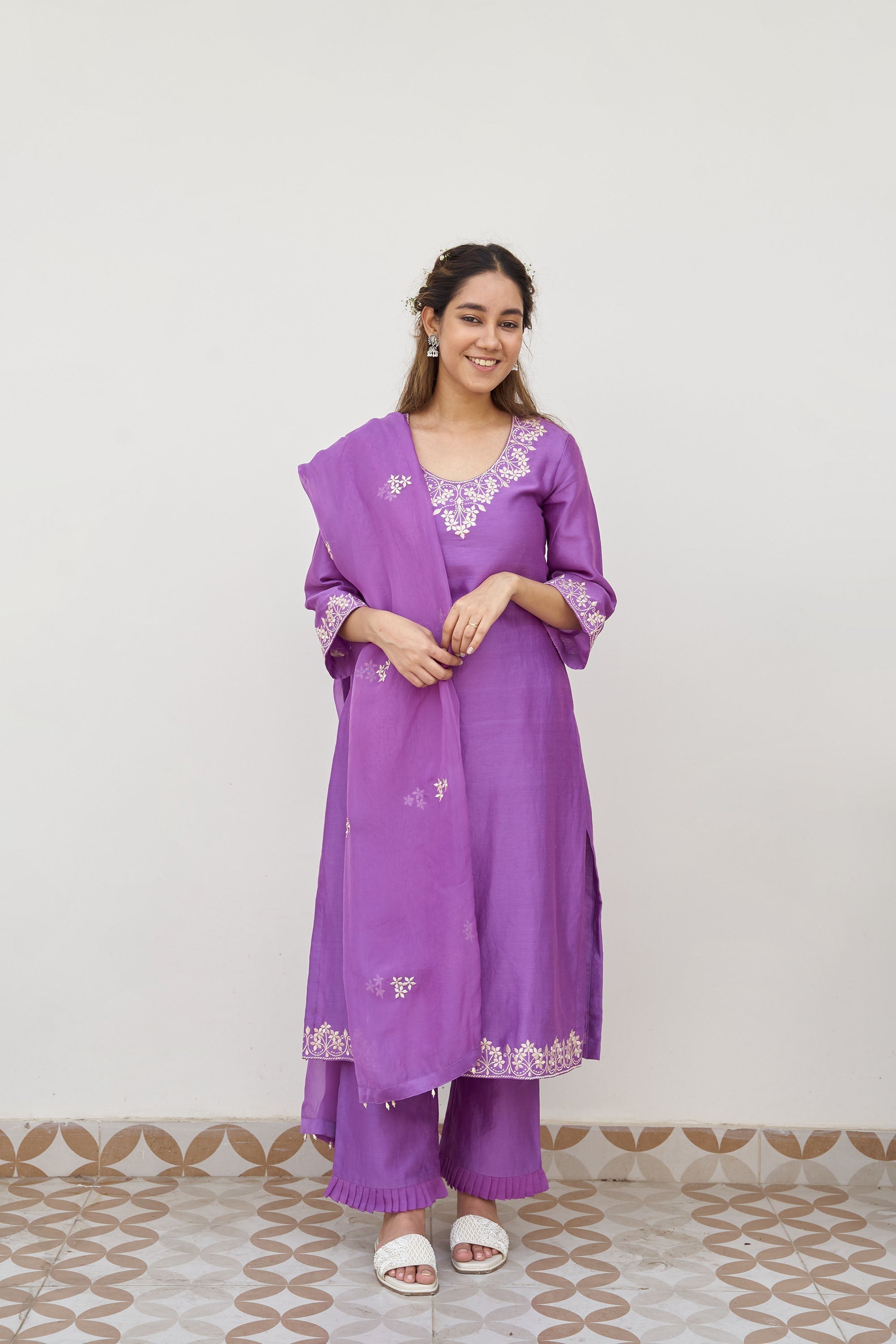 Priya Bapat in Violet Silk Chanderi Embroidered Kurta Set With Silk Organza Dupatta